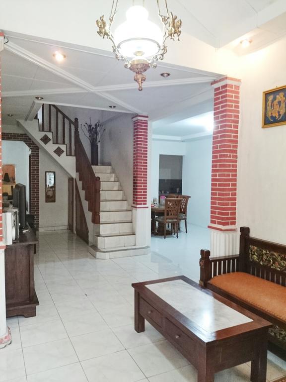 Hostel Bogor Zewnętrze zdjęcie