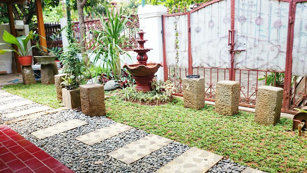 Hostel Bogor Zewnętrze zdjęcie