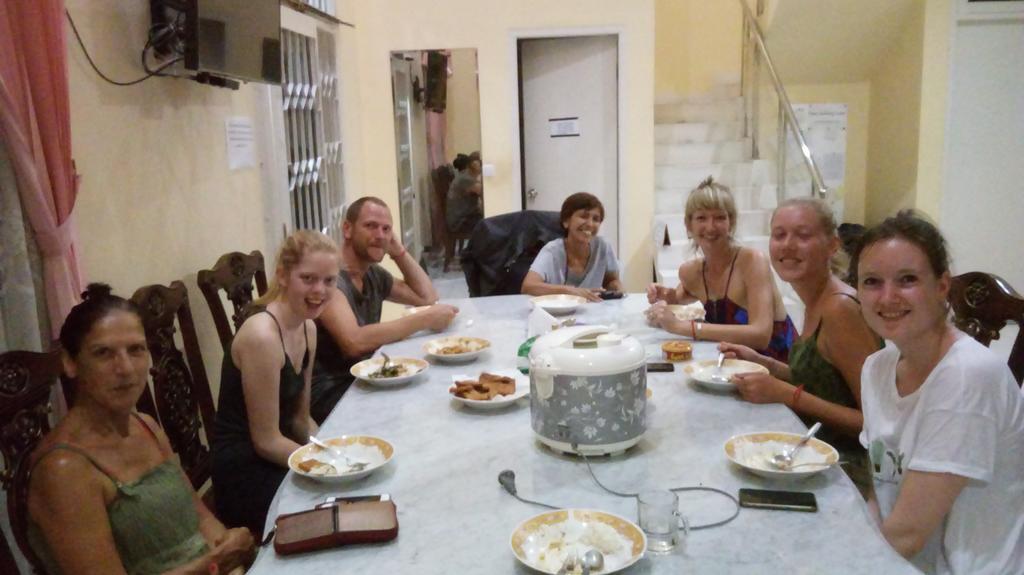 Hostel Bogor Zewnętrze zdjęcie
